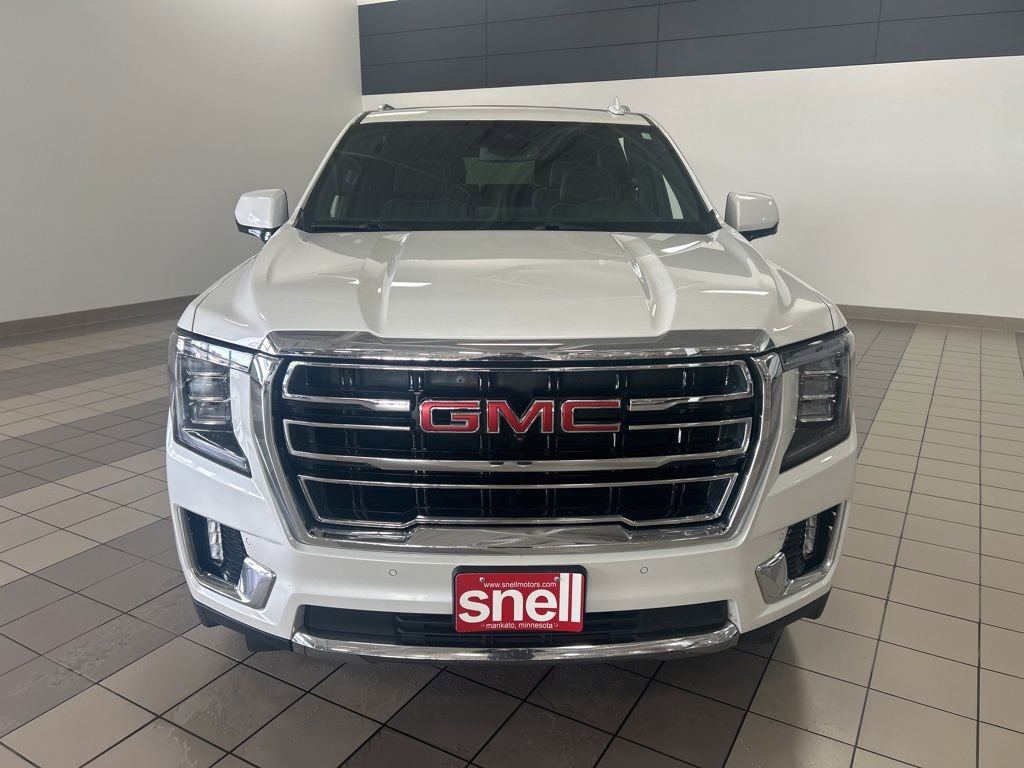 Used 2023 GMC Yukon XL SLT w/ SLT Luxury Package AWD/4WD image 8