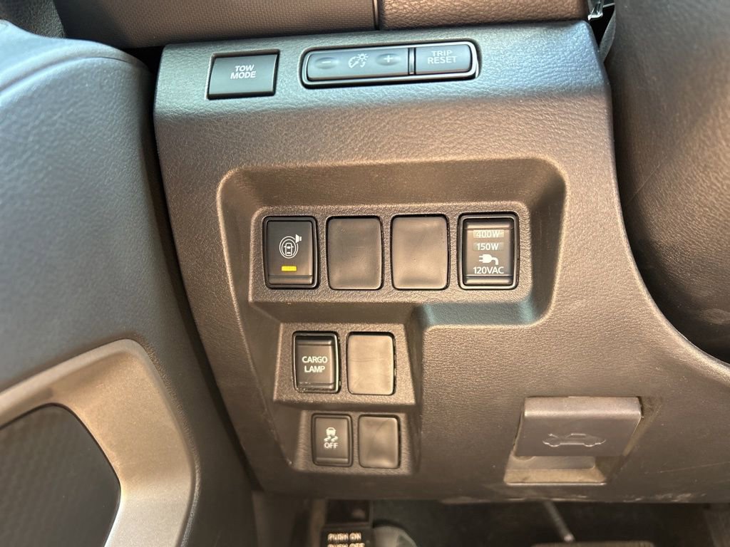 Certified 2024 Nissan Frontier SV w/ SV Convenience Package RWD image 32
