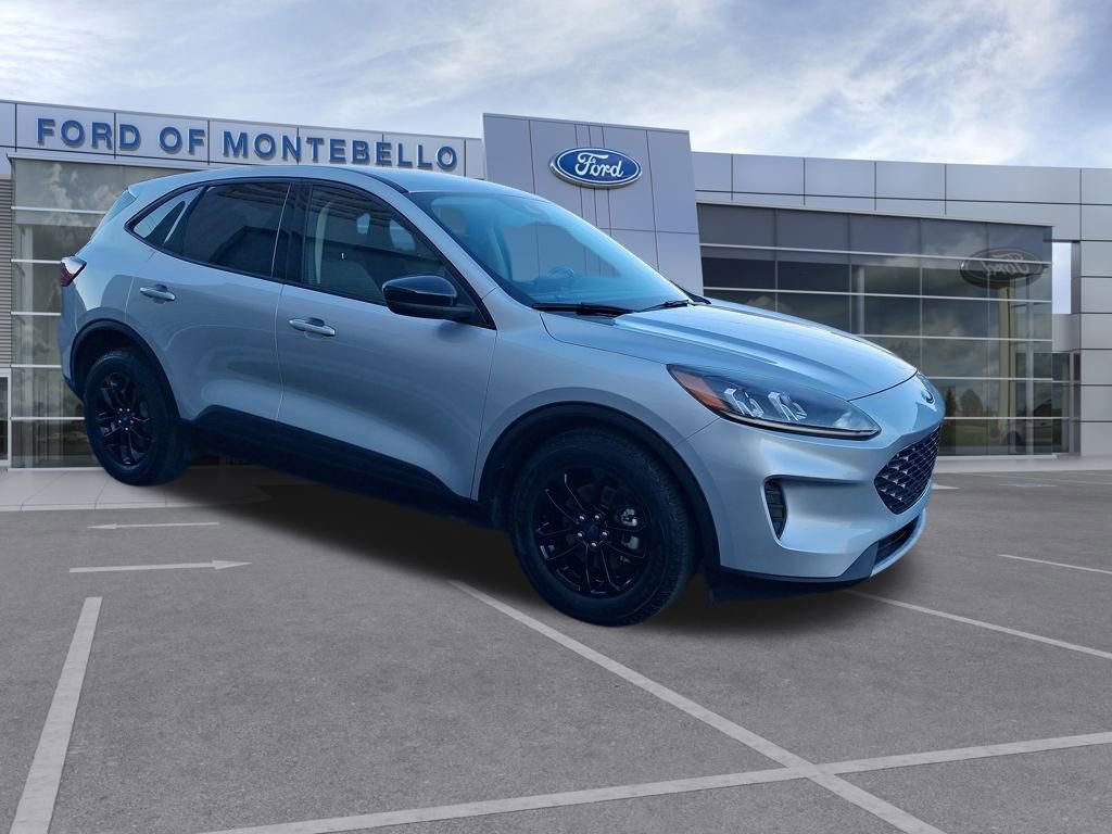 Used 2020 Ford Escape SE Sport image 15