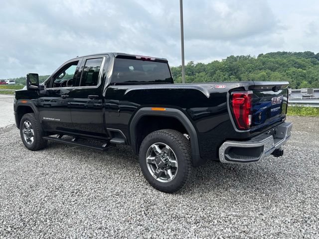 Used 2026 GMC Sierra 2500 SLE w/ SLE Value Package; AWD/4WD image 3