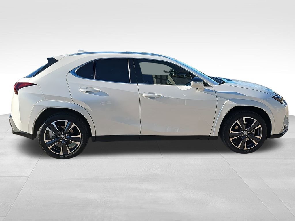 Used 2023 Lexus UX 250h FWD w/ Premium Package image 2
