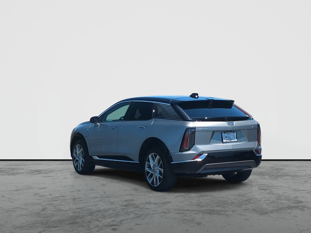 Used 2026 Cadillac Optiq Luxury 1 RWD image 6