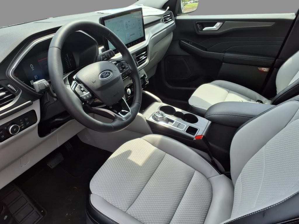 New 2024 Ford Escape SE FWD image 4