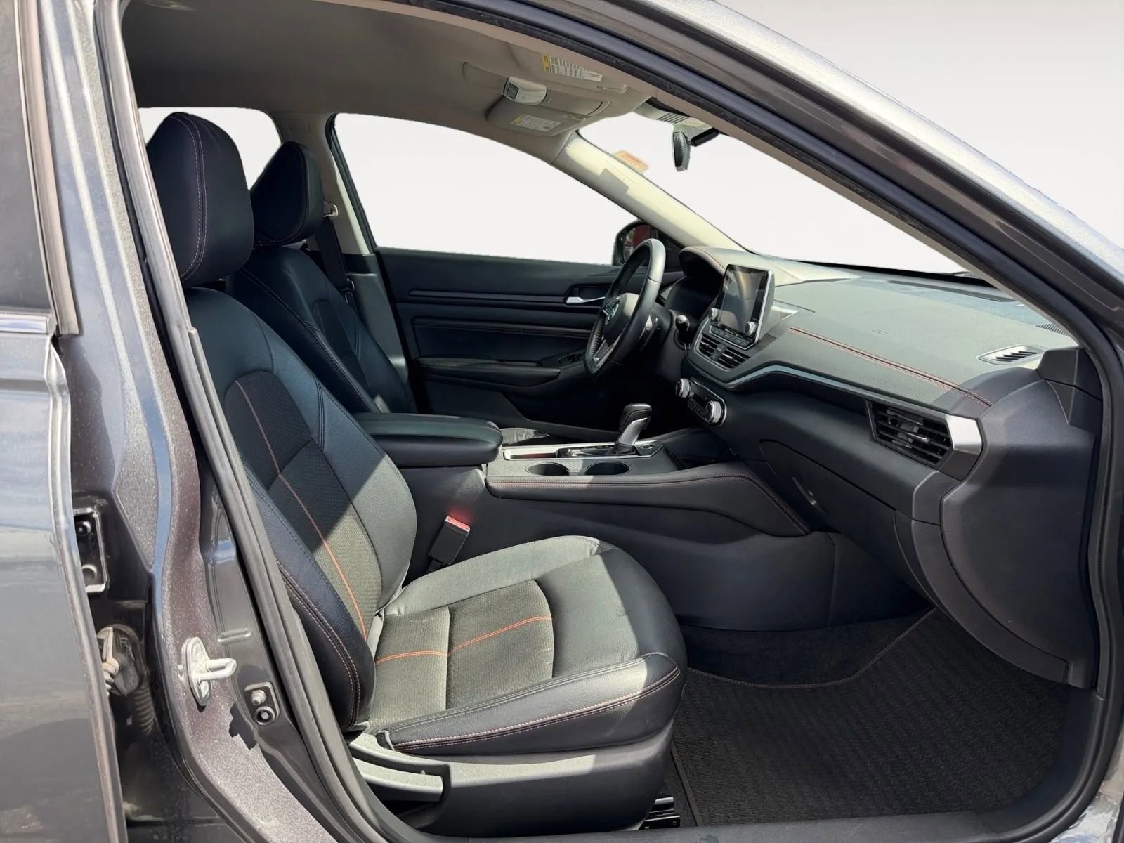 Used 2020 Nissan Altima 2.5 SR image 15