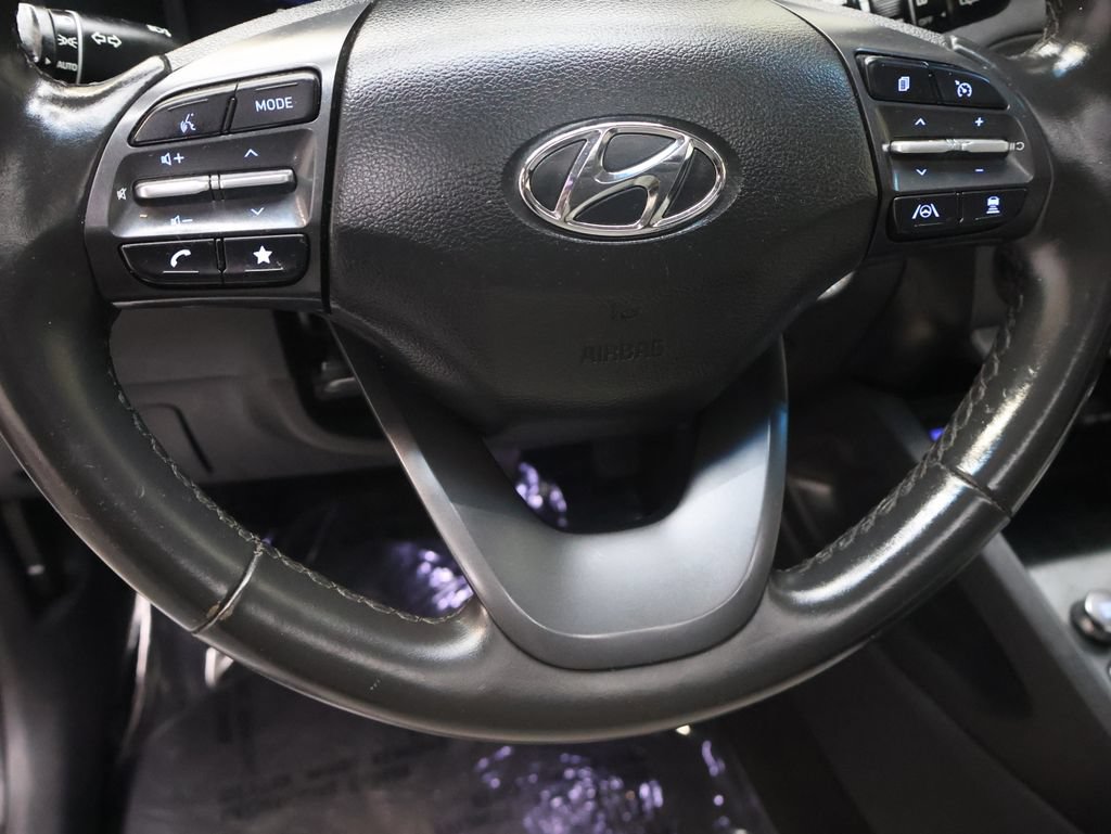 Used 2022 Hyundai Kona Limited FWD image 18