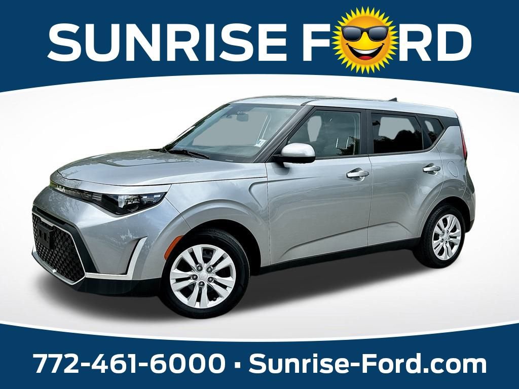 Used 2023 Kia Soul LX