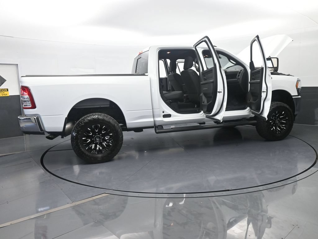 Used 2024 RAM 2500 Tradesman w/ Chrome Appearance Group AWD/4WD image 68