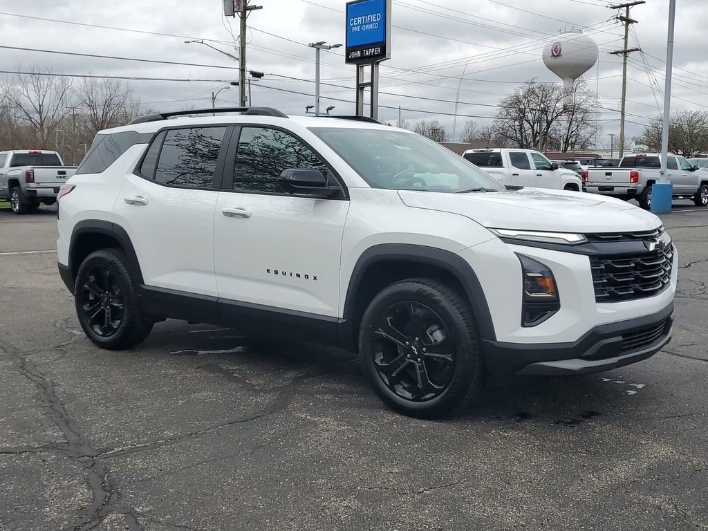 New 2026 Chevrolet Equinox LT image 2