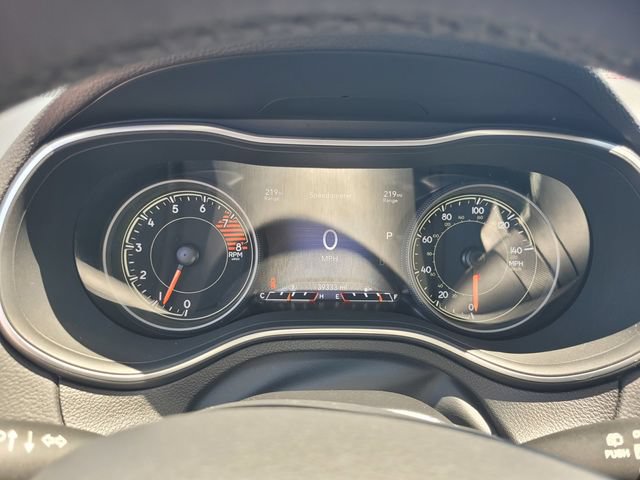 Used 2022 Jeep Cherokee Trailhawk w/ Comfort/Convenience Group AWD/4WD image 29