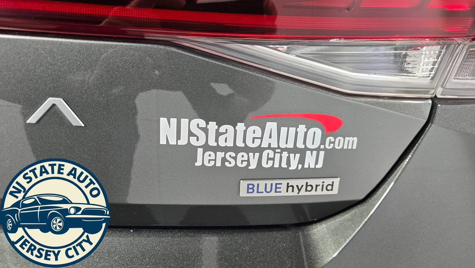 Used 2024 Hyundai Elantra Blue FWD image 32
