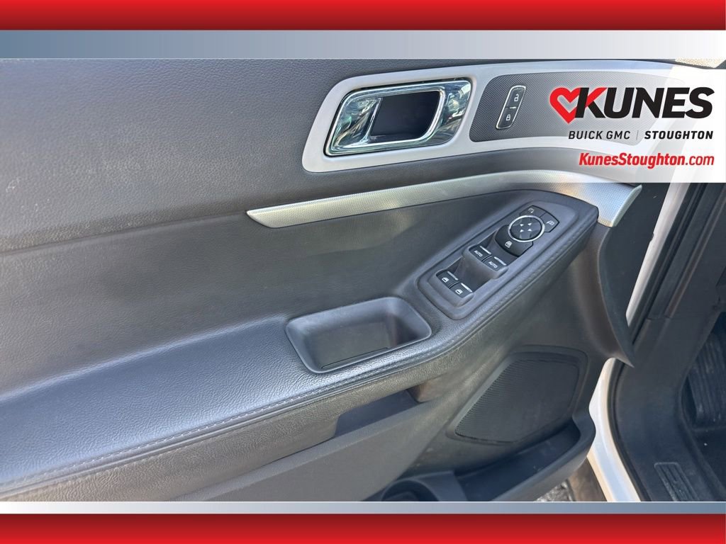 Used 2013 Ford Explorer XLT AWD/4WD image 14