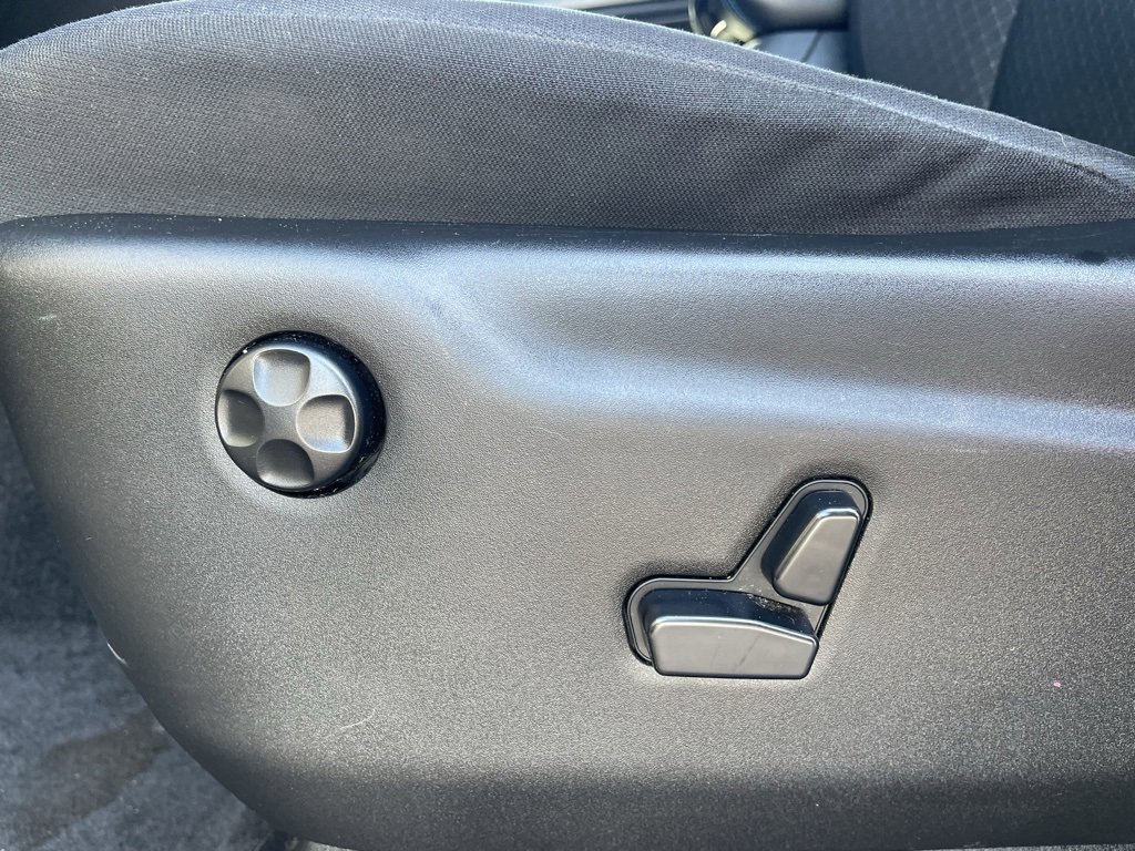 Used 2018 Jeep Grand Cherokee Laredo image 9