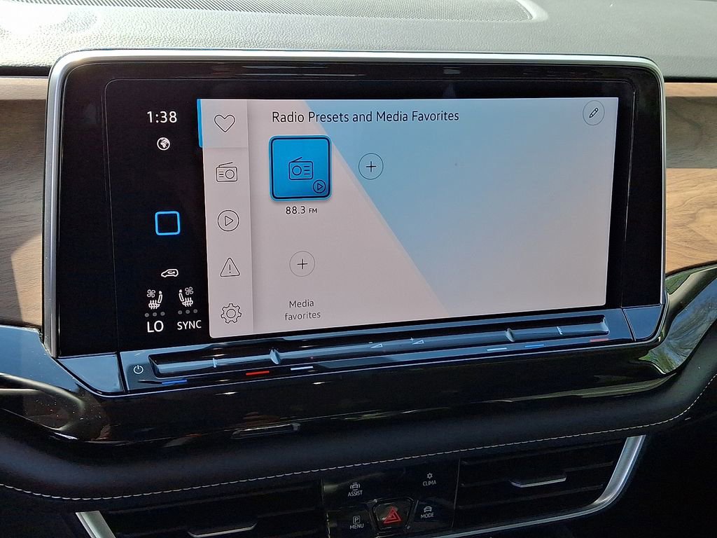 Certified 2025 Volkswagen Atlas SE AWD/4WD image 16