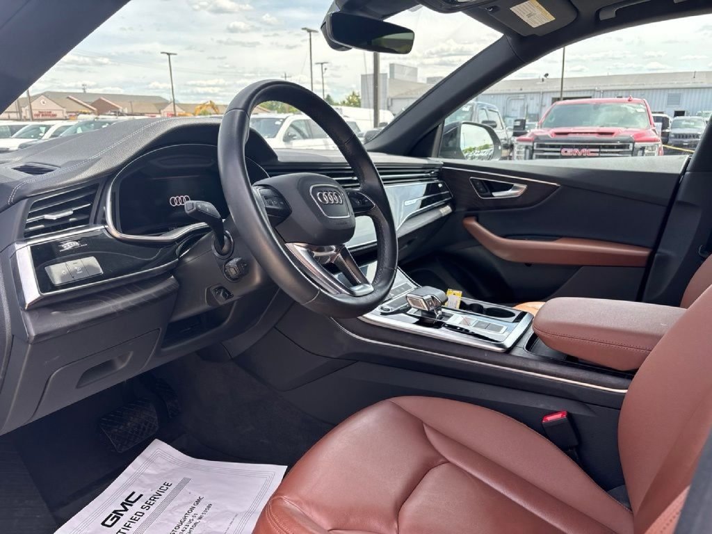 Used 2023 Audi Q8 Premium AWD/4WD image 10