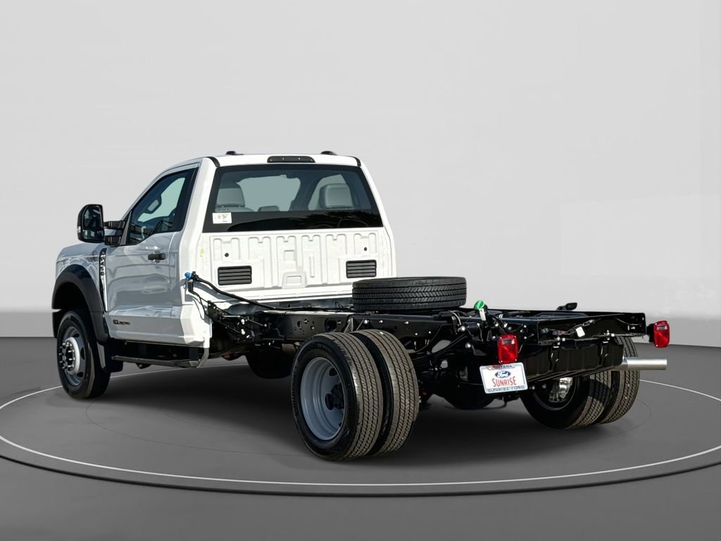 New 2026 Ford F450 XL w/ XL Chrome Package image 2