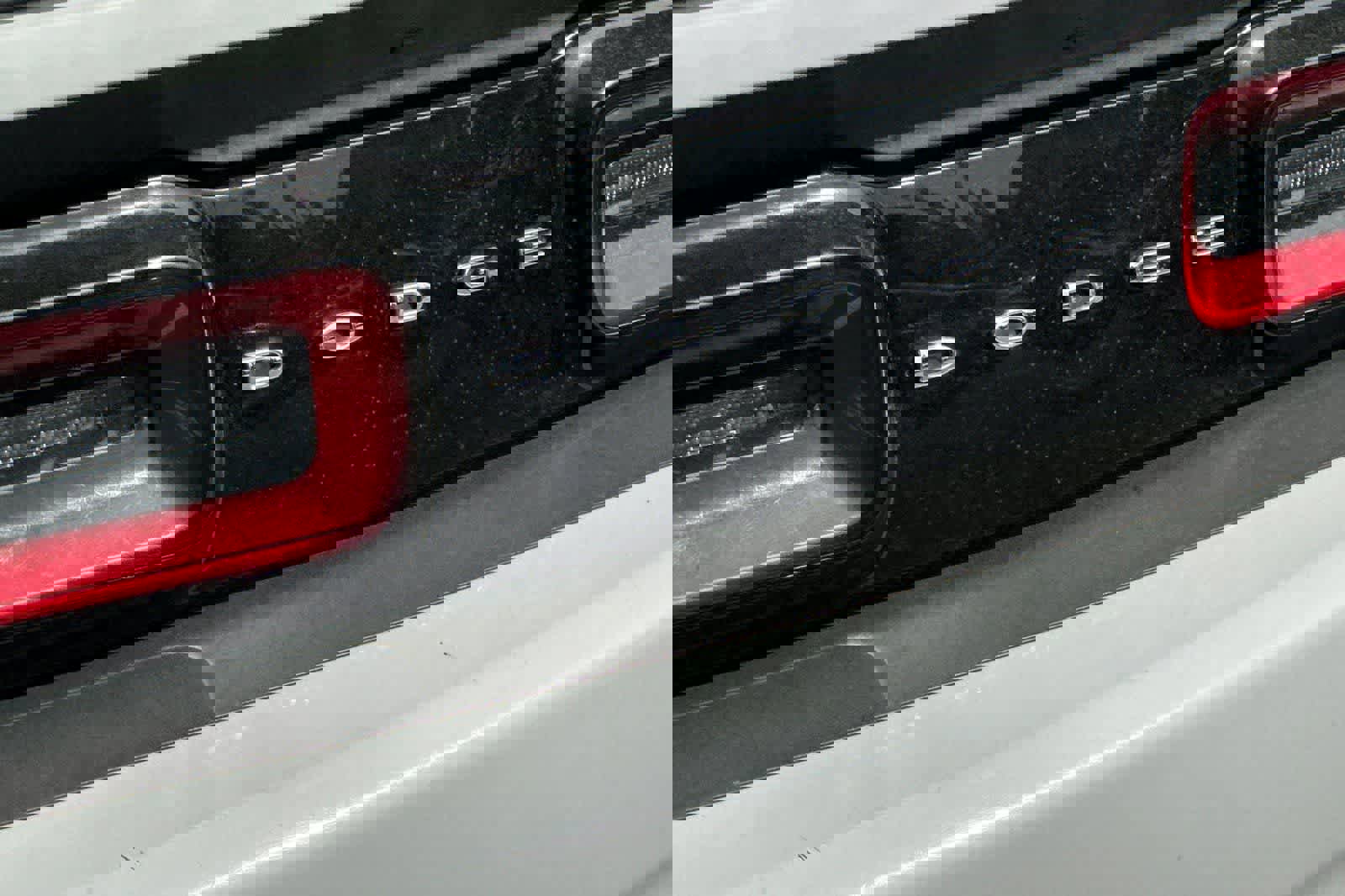 Used 2019 Dodge Challenger GT w/ Blacktop Package image 33