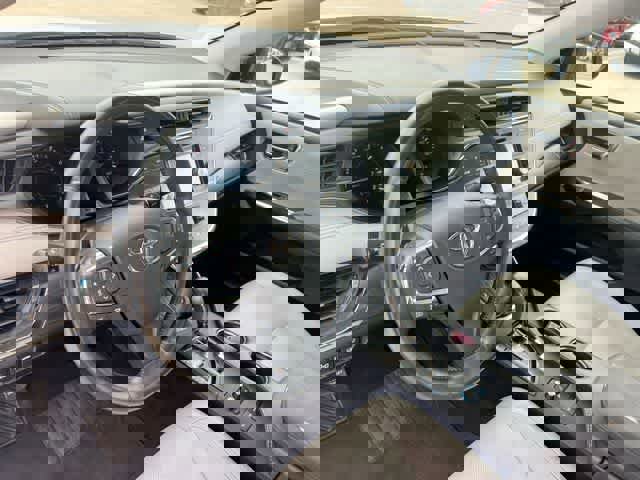 Used 2017 Toyota Avalon Limited FWD image 15