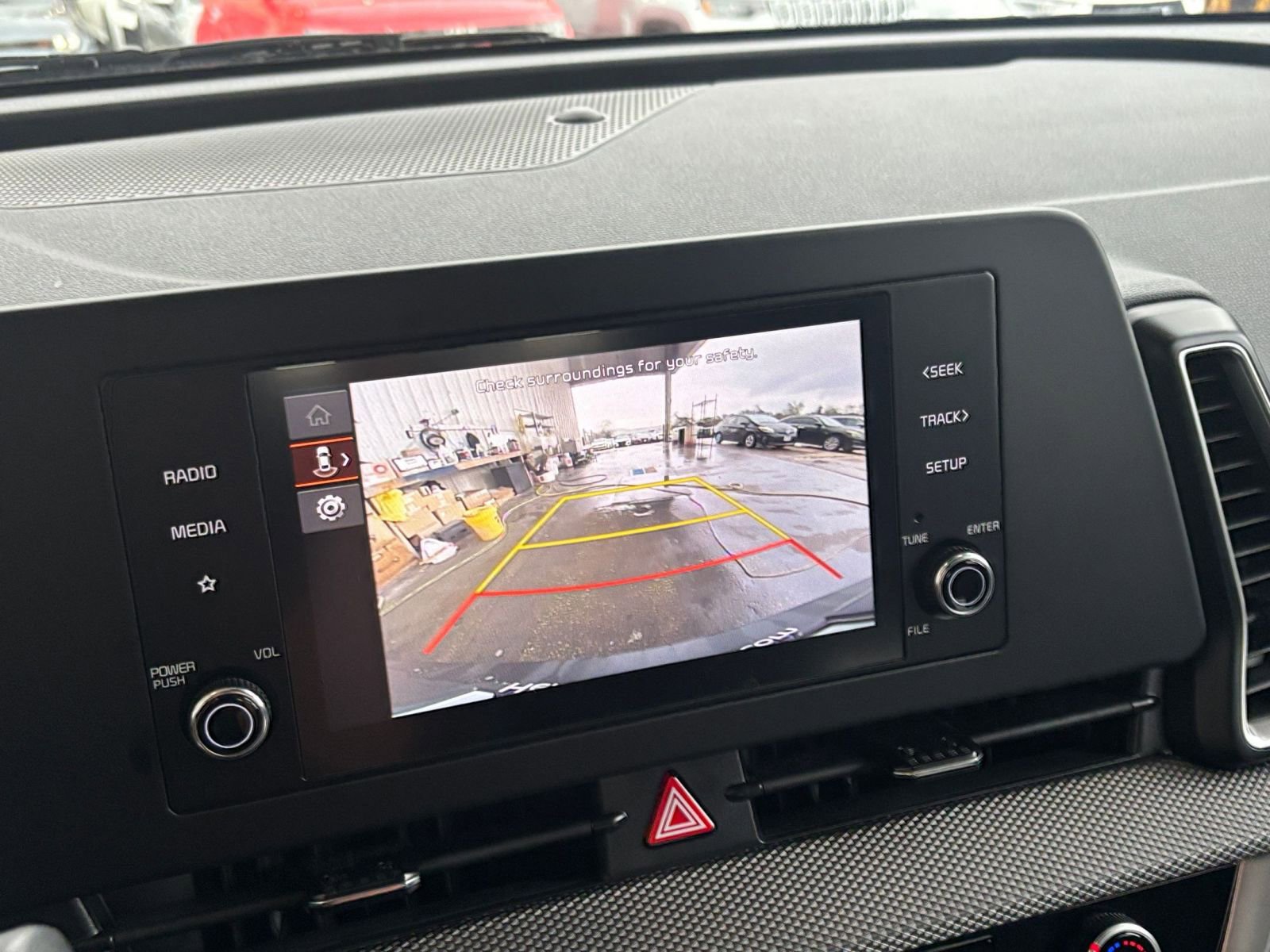 Used 2025 Kia Sportage LX image 24