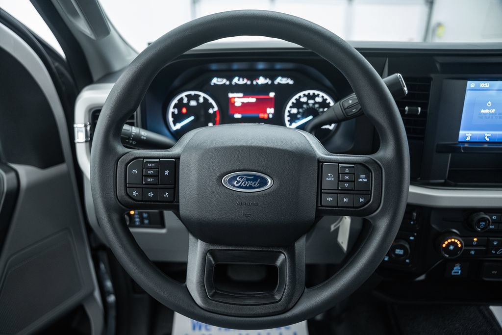 New 2026 Ford F350 XL w/ 360-Degree Camera Package AWD/4WD image 32