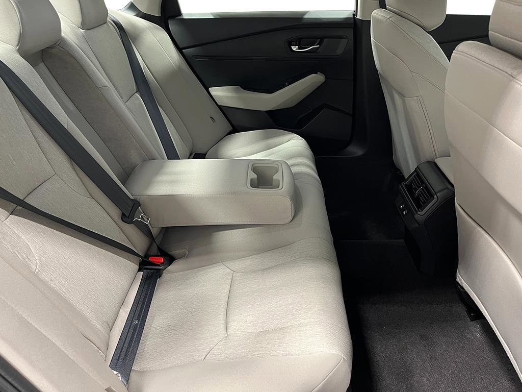 New 2025 Honda Accord SE image 26