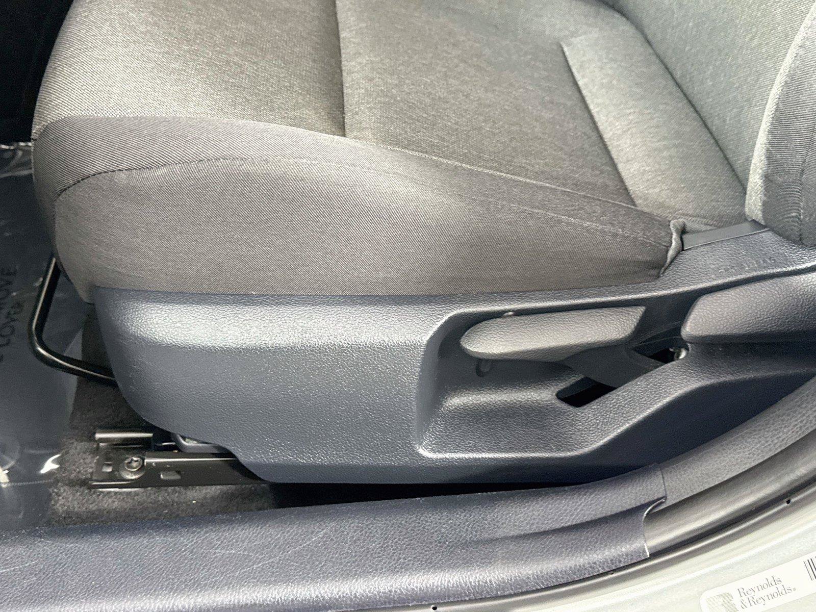 Used 2025 Toyota Camry LE FWD image 29