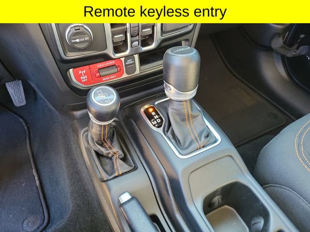 Used 2023 Jeep Gladiator Mojave w/ LED Lighting Group AWD/4WD image 18
