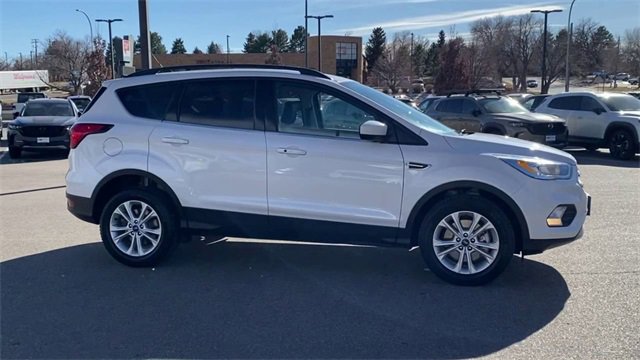Used 2019 Ford Escape SEL image 9