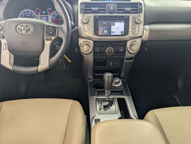 Used 2016 Toyota 4Runner SR5 Premium image 23