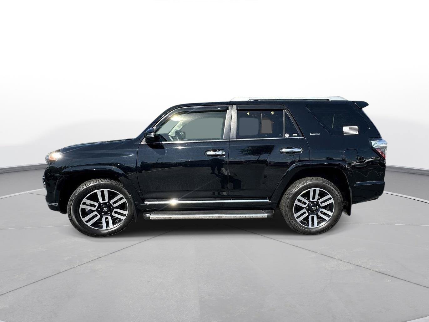 Used 2022 Toyota 4Runner Limited AWD/4WD image 9