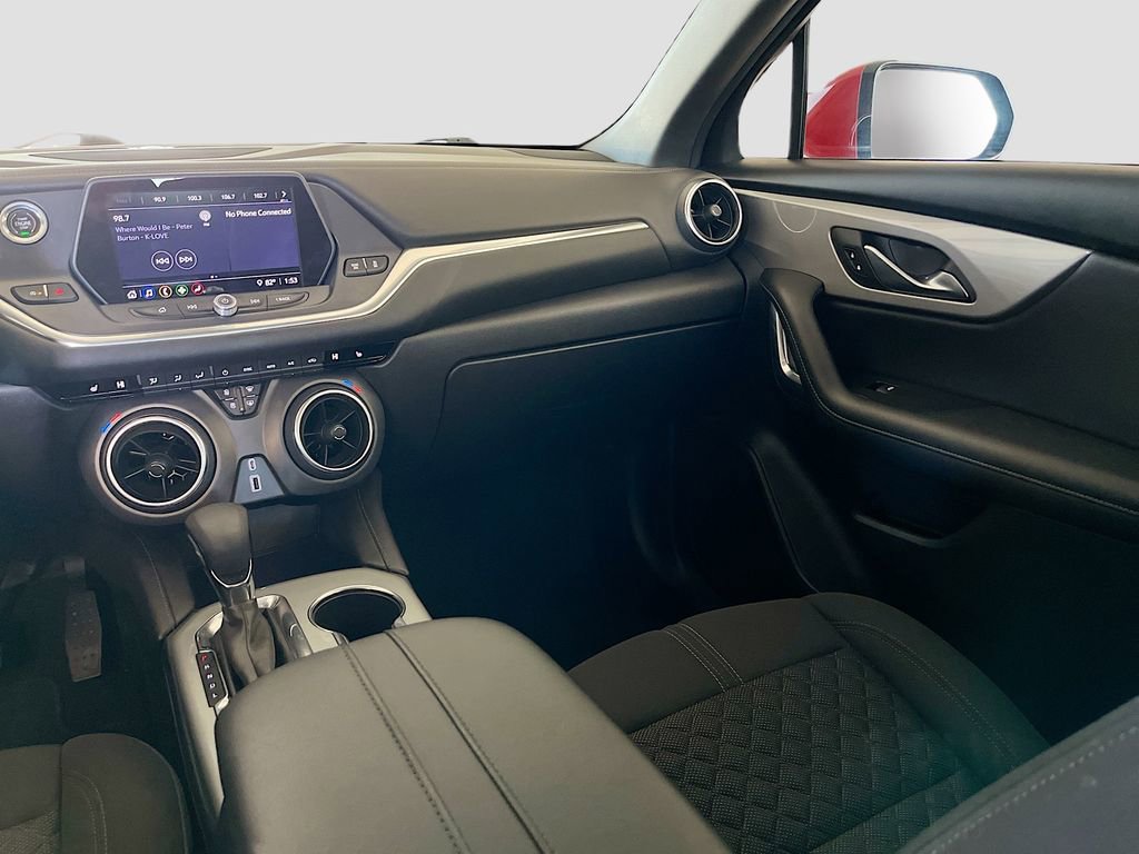Used 2022 Chevrolet Blazer LT image 23