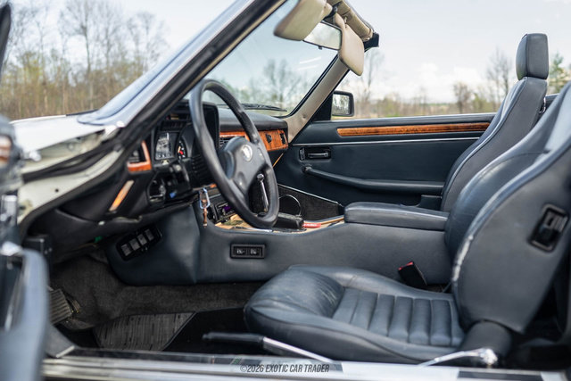 Used 1989 Jaguar XJS V12 Convertible image 27