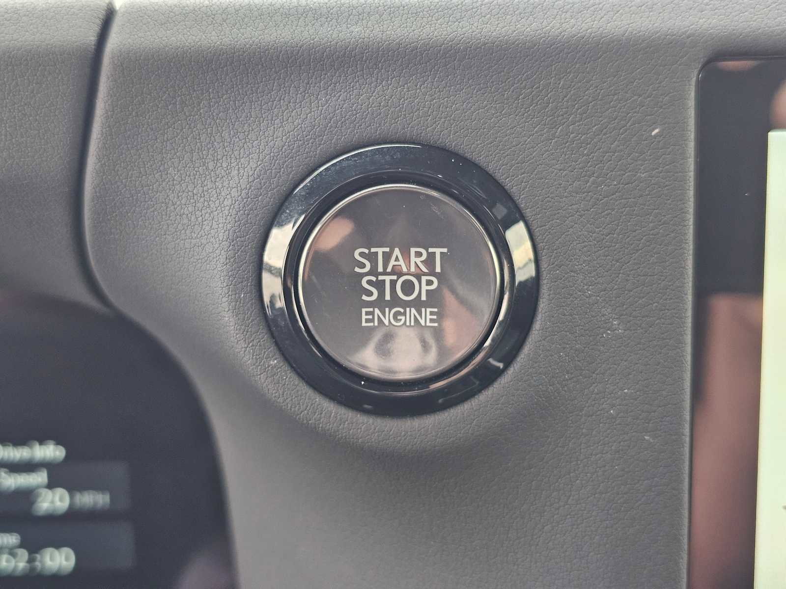 Used 2024 Lexus GX 550 w/ Accessory Package (2T) image 29