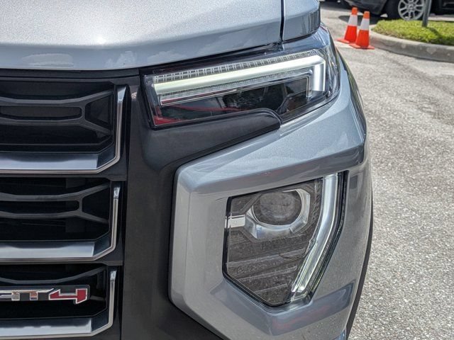 Used 2025 GMC Canyon AT4 w/ Nightfall Edition AWD/4WD image 10