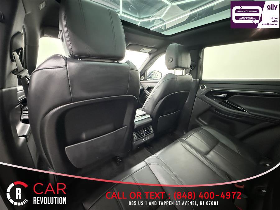 Used 2020 Land Rover Range Rover Evoque SE image 44