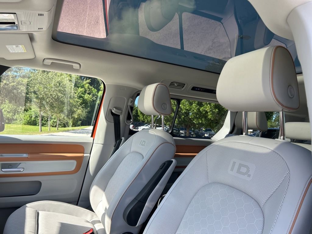 New 2025 Volkswagen ID. Buzz Pro S Plus image 15