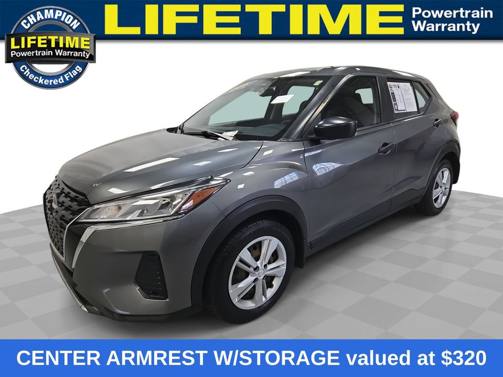 Used 2022 Nissan Kicks S FWD image 1