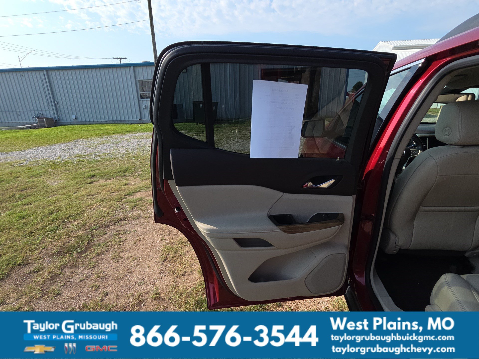 Used 2019 GMC Acadia Denali AWD/4WD image 12
