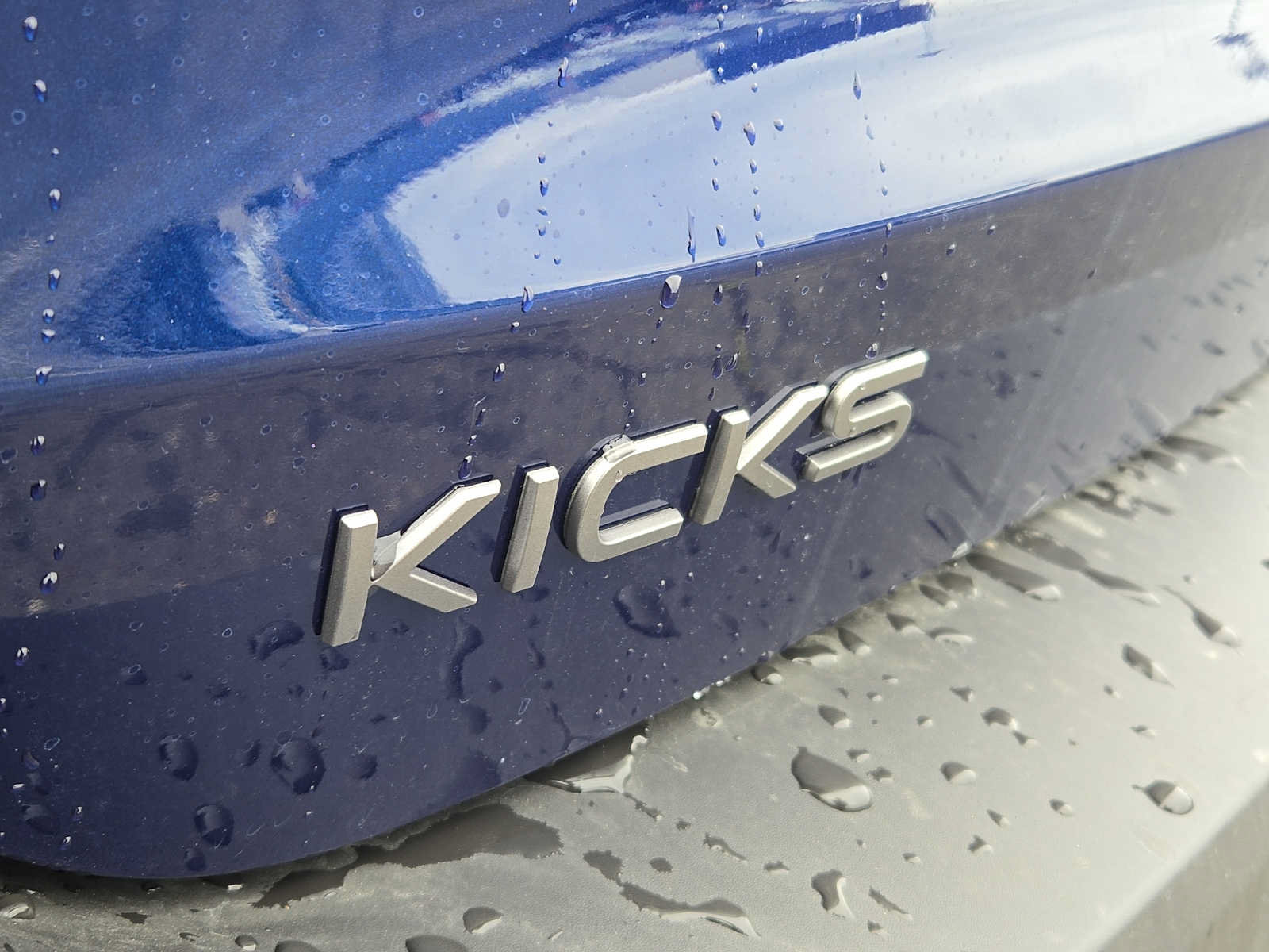 New 2027 Nissan Kicks SV AWD/4WD image 16