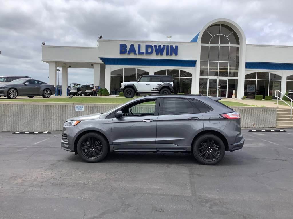 Used 2024 Ford Edge ST-Line image 4