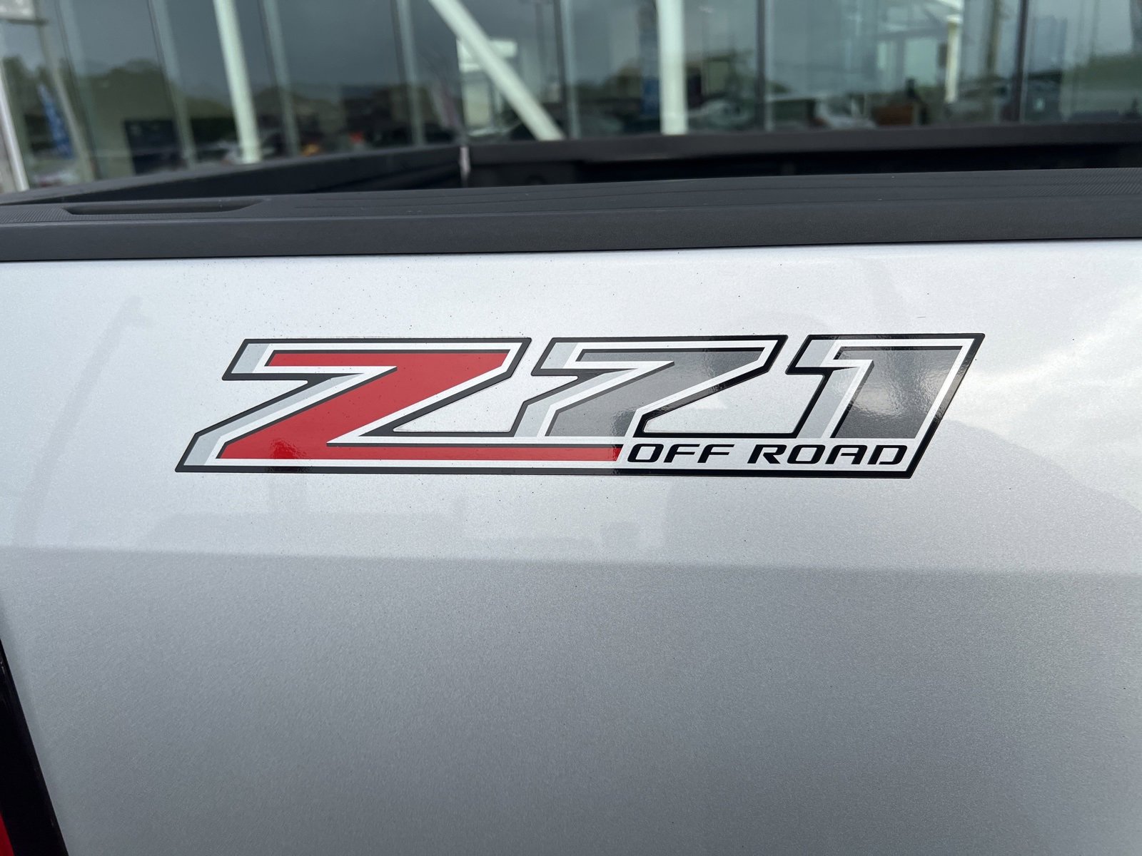 Used 2017 Chevrolet Colorado Z71 image 9