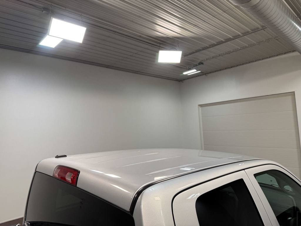 Used 2017 RAM 1500 Express RWD image 47
