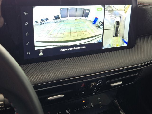 Used 2025 Nissan Kicks SR AWD/4WD image 21
