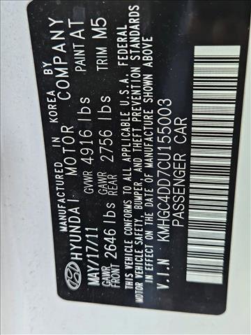 Used 2012 Hyundai Genesis 3.8 RWD image 16