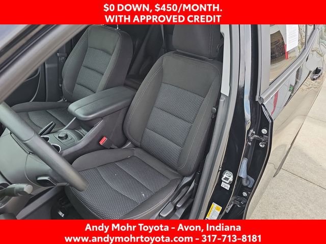 Used 2024 GMC Terrain SLE image 10