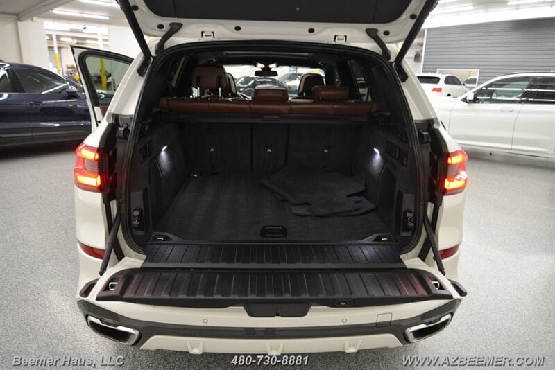 Used 2019 BMW X5 xDrive40i w/ M Sport Package AWD/4WD image 47