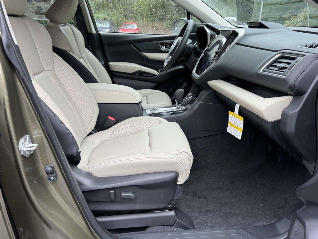 New 2026 Subaru Ascent Limited AWD/4WD image 10