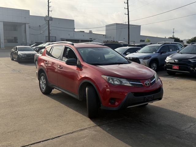 Used 2015 Toyota RAV4 LE FWD image 3