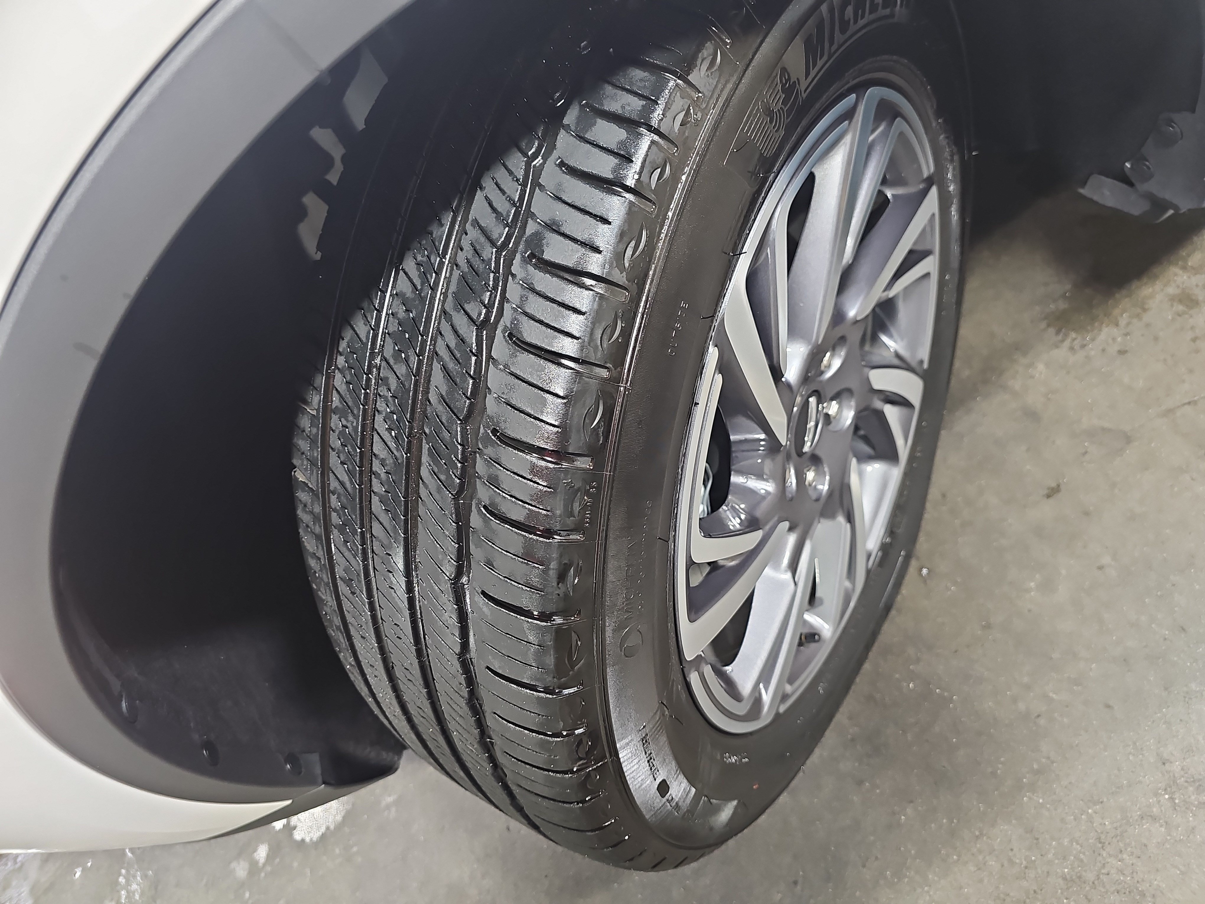 Used 2023 Lincoln Corsair FWD w/ Equipment Group 101A image 33