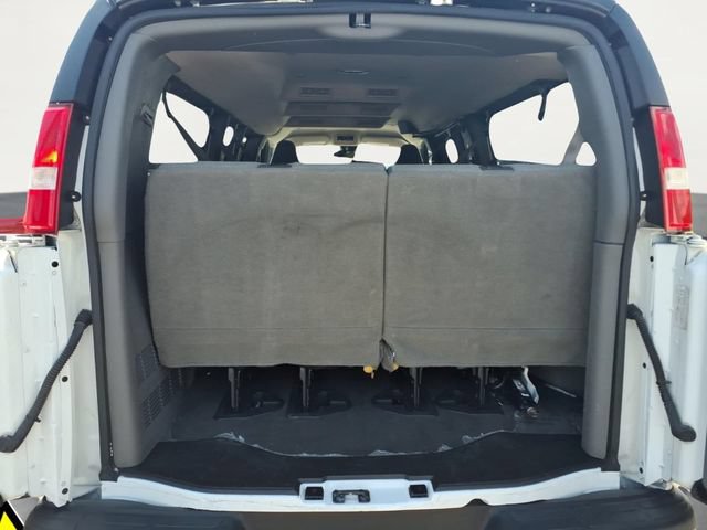 Used 2023 Chevrolet Express 3500 LT w/ LT Preferred Equipment Group RWD image 22