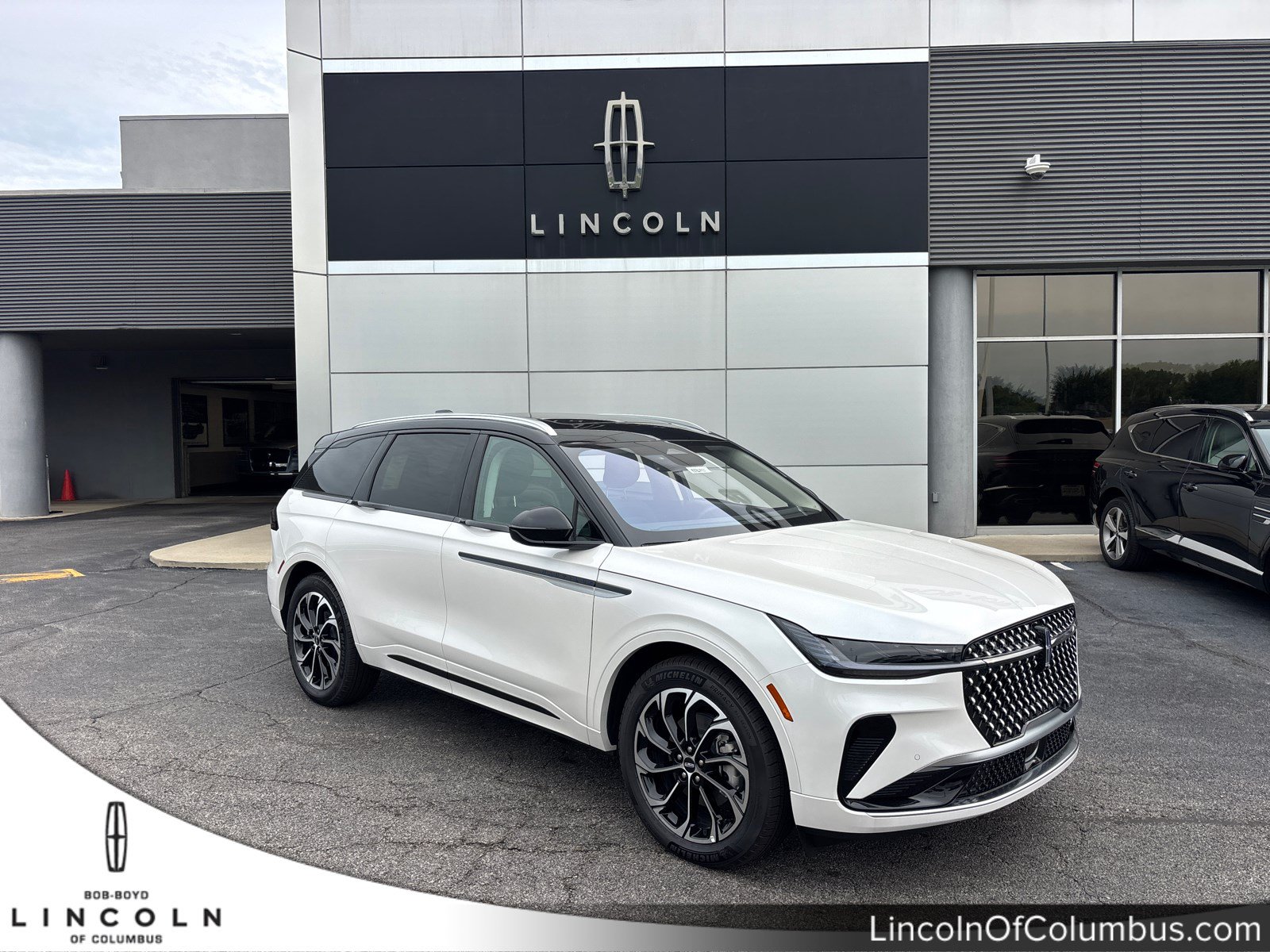 New 2026 Lincoln Nautilus Reserve AWD/4WD image 1